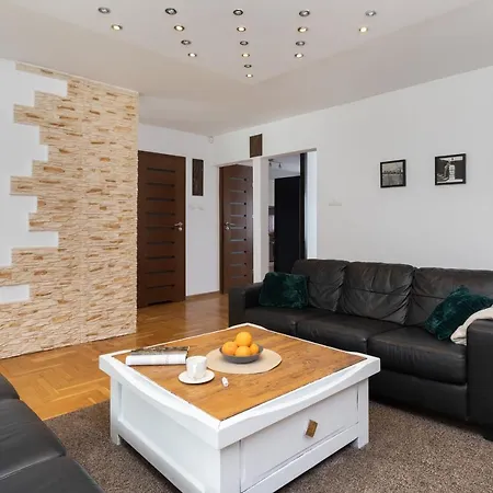 Seaview Lelewela By Renters Apartment